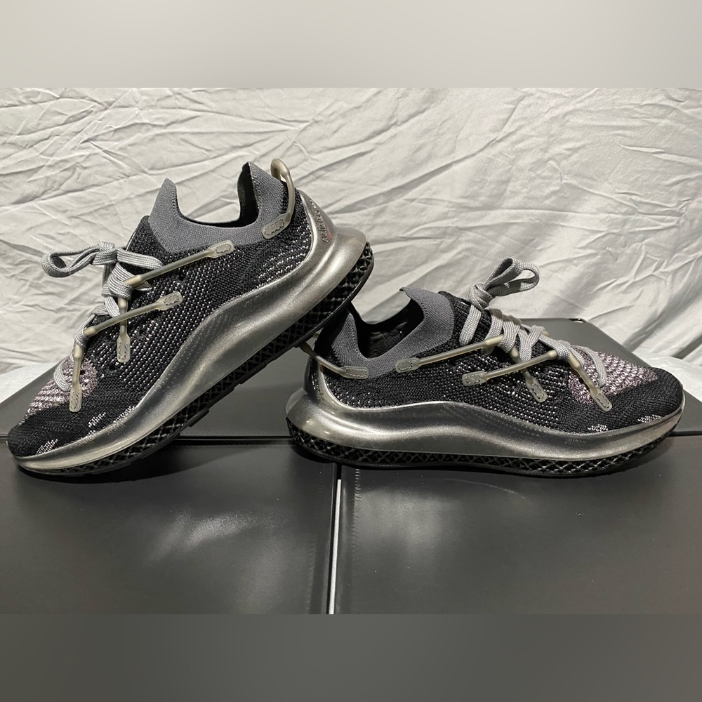 Adidas 4D fusio “Black Silver Metallic” MENS size 8 running training gym